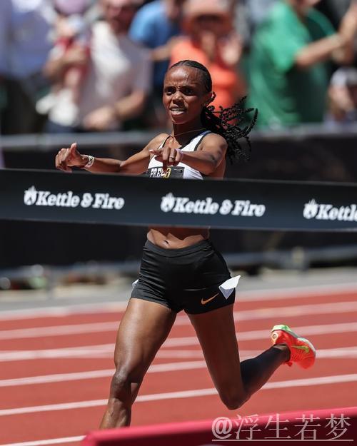 切贝特刷新女子5000米历史第二佳绩 切贝特刷新女子5000米历史第二佳绩